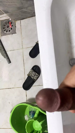 I finally had sex with my roommate who lives in my house.