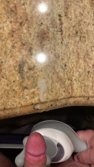 Quick Cum w Back Massager