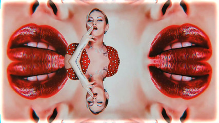 Smoking lipsoholia! LOOP!!!