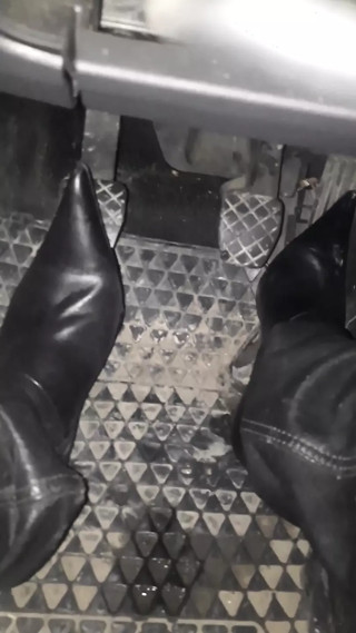 Pedal Pumping Boots thumbnail