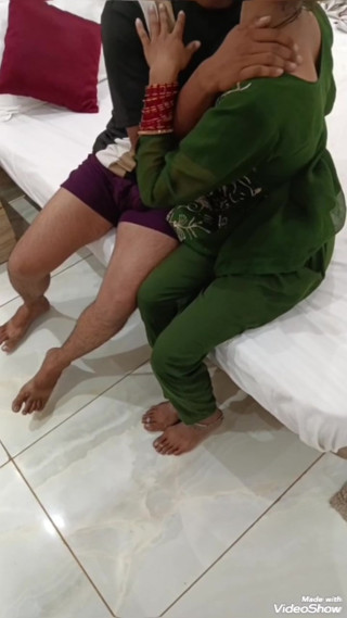 Hot Couple Saxy Hasband Wife
