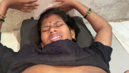 Desi beautiful sister-in-law making her pussy hair sexy video