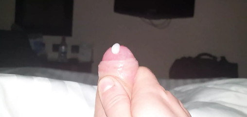 Wanking and Cumming while thinking of my ex gf