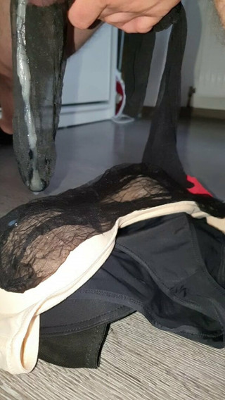 My black vintage stocking explode