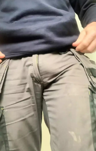 show off bulge