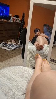 My Sexy Feet Love to Play