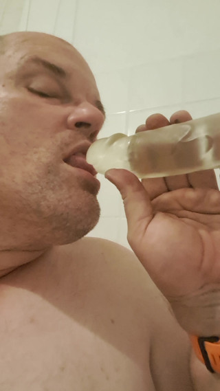 Who wants me to suck his glans?