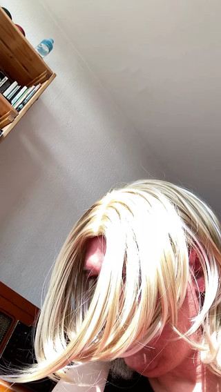Soooo wrong, for a sissy like me but still... I did it...: cumming