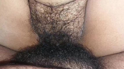 My hot youth was fucked in a thick land, my husband pushed his thick cock into my wet big pussy and made the water come out of my pussy.