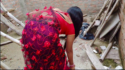 Wow !  You are Looking Good Bhabhi .. indian bhabhi Outdoor sex