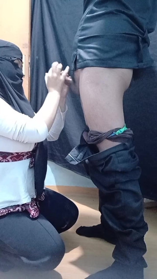 Bitch seduced my husband and forced him into a hotel room