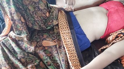 Stepsister ke sath romantic doggy style