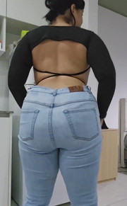 Venezuelan Big Ass Debuts in Argentina