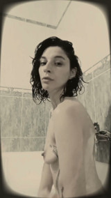 A Delightful Mid-afternoon Bath