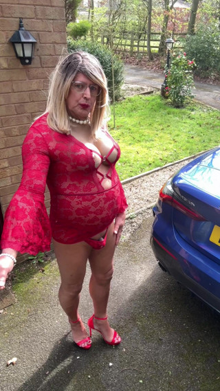 Sexy Crossdresser Kellycd2022 in red lace dress outdoors and on a Morning cam show thumbnail