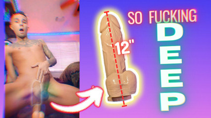 Adorable TWINK fills his GUTS with a MONSTER DILDO! 