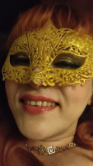 Redhead curvy milf enjoys caresses
