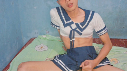 Indonesian Femboy Masturbating Until Crott thumbnail