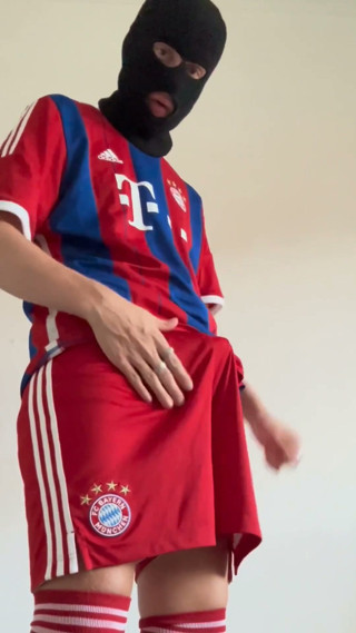 Horny Bro Comes Home From Soccer Practice