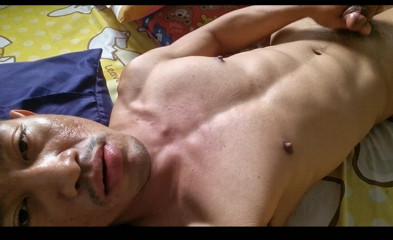 Thai guy jerk off