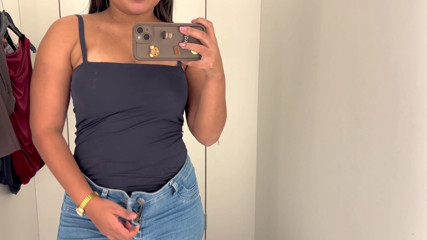 BIG CLITORIS MASTURBATING IN THE PUBLIC FITTING ROOM