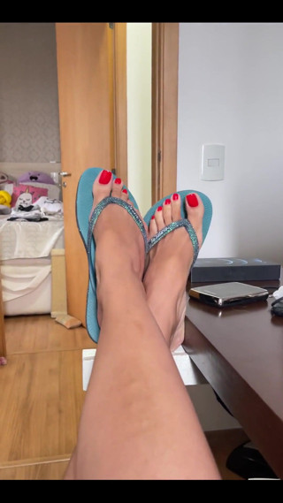 Look This Perfect Red