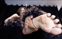 You Jerk off Over Your Italian Mistress's Feet Ita