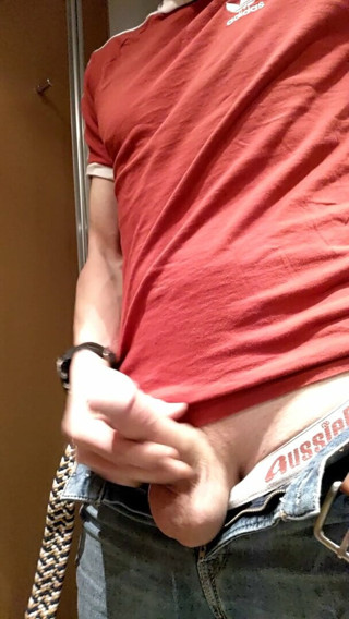 quick jerking in train