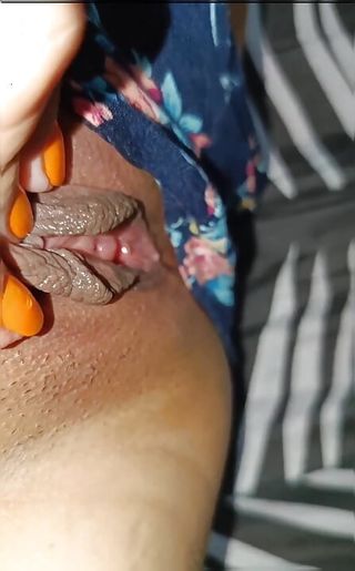 Fapping My Juicy Pusssy at Midnight