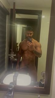 I'm Alone Here, Come Join Me