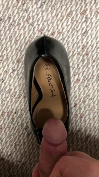 Cumming all over black heel