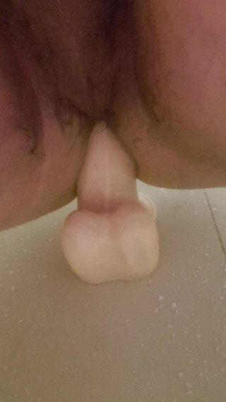 Shower strapon anal cum