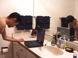 Marcus Beats Off In The Toilet