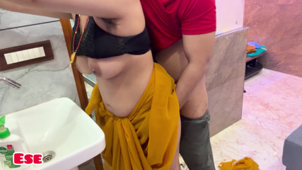 Koi nai Hai Gharpe aao Chudai Ka Param Annand Uthaaye....