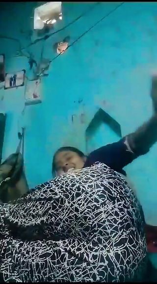 Bhabhi showing her big pussy, Desi aunty showing her big boobs,Desi bhabhi showing her pussy and boobs, Desi aunty nude video