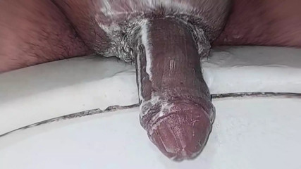 Who wants to drink my pee in the toilet, let's write a msg now rubbing my hot piss on your face