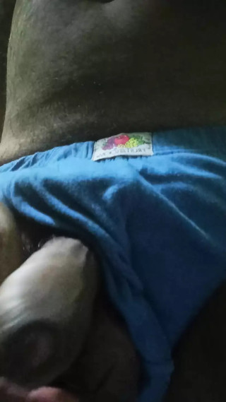 Huge cumshot after jerking off my black cock masturbation premature ejaculation 