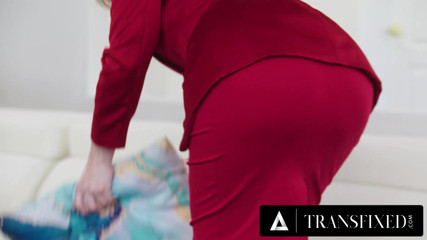 TRANSFIXED - Trans Real Estate Threesome With Little Puck And Jewelz Blu Ends In Hardcore Anal
