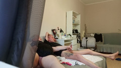My Girlfriend Pleasures Me by Jerking off My Dick Before Cumming