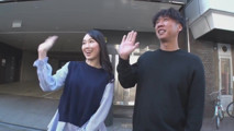 Mina Sakura Seductive Pussy Flash From the Sexy Neighbor Wife