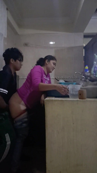 Employee Fucking and Sucking When She Washes Dirty Dishes