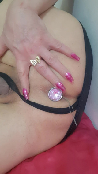 Pretty sissy pluged her pussyasshole with crystal plug