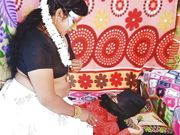 Telugu aunty fucking with sonali 