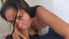 CHEATING PINAY MILF SUCKS FOREIGN DICK AFTER FETCHING THE GUY AT AIRPORT THEY WENT TO HOTEL FOR BLOWJOB AND FUCK