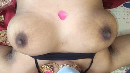 Batchelor neighbour men qHousewife red colour saree with hot fucking