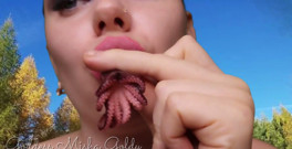 Powerful and Sexy Giantess Is Hungry, and Today Little Human Is My Slave! He Smells so Tasty!