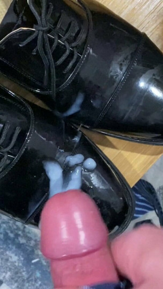 Cum on my daddy's shiny business shoes