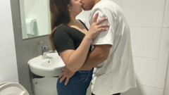 FILIPINA QUICK PUBLIC POV SEX
