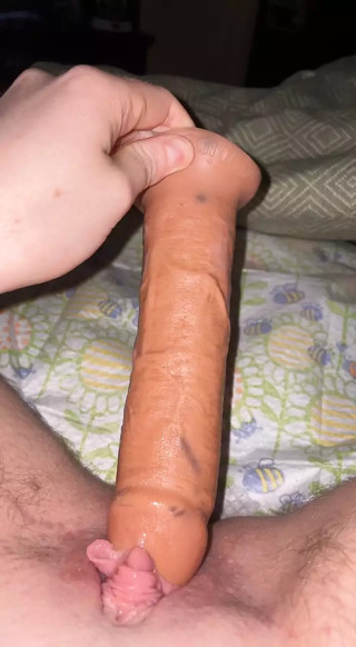 Transman fucking boypussy with big dildo