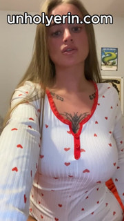 Watch this Scottish goth teen every inch of her fingers teasing moans from deep inside